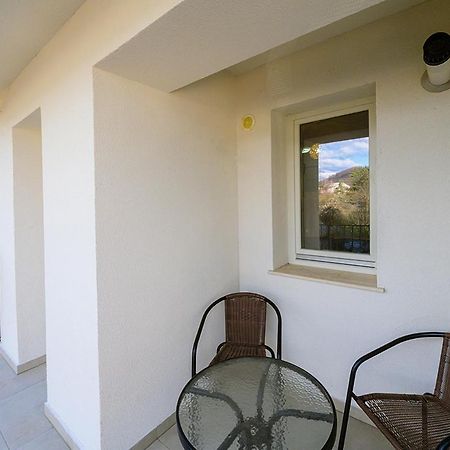 גורה הומורולווי Apartament Laur מראה חיצוני תמונה