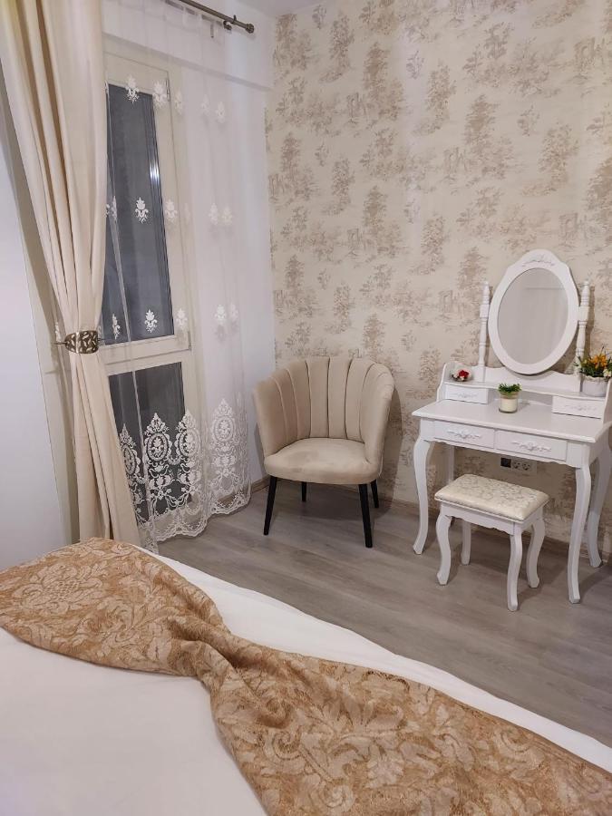 גורה הומורולווי Apartament Laur מראה חיצוני תמונה