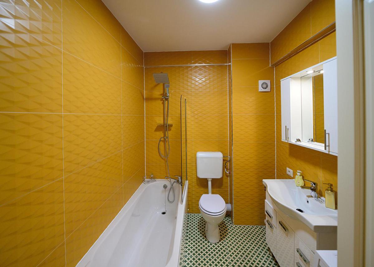 גורה הומורולווי Apartament Laur מראה חיצוני תמונה